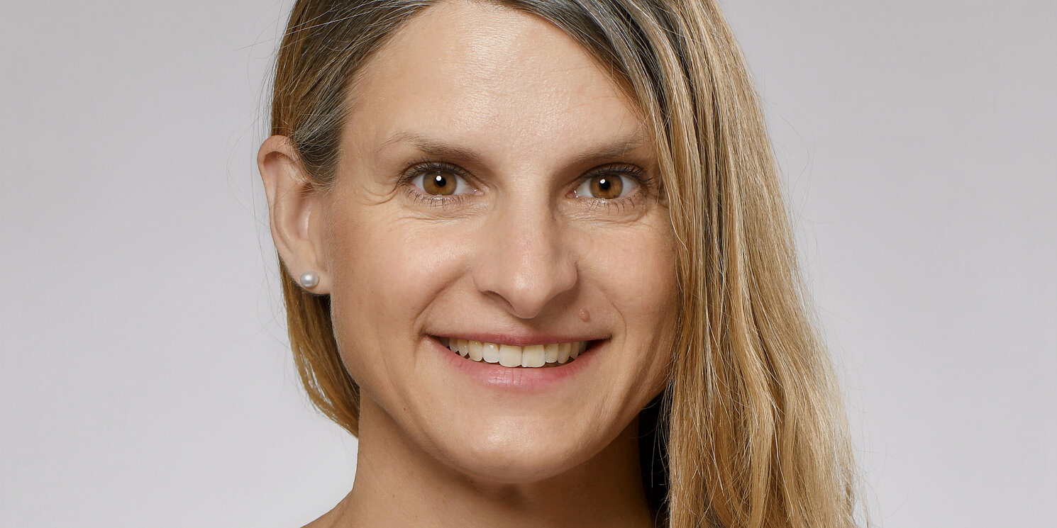Prof. Dr. Barbara Fillenberg wurde zur Präsidentin der Deutschen Gesellschaft für Hebammenwissenschaft gewählt. Foto: Häberlein, Auen60pictures